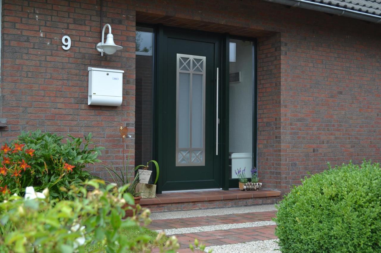 Ferienhaus Am Wasser Hinte Exterior photo